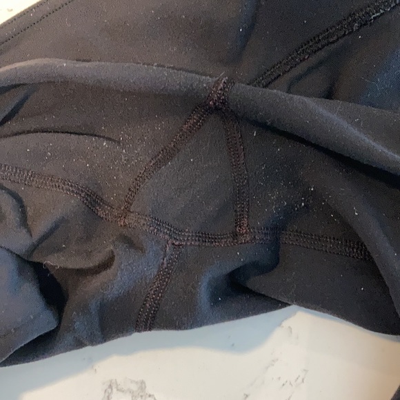 Lululemon Reversible Leggings - Picture 5 of 8